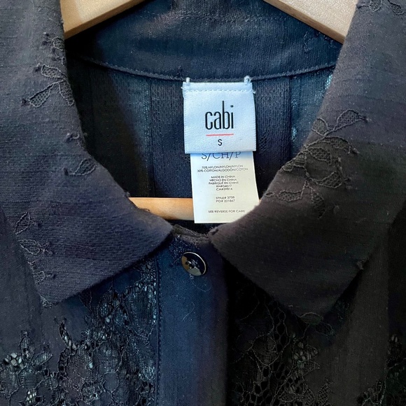 ✨NWOT✨ CAbi St Regis Blouse - Sz S - Picture 7 of 10